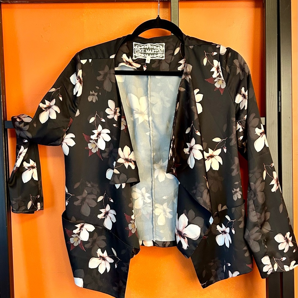Pink Martini Floral Open Front Blazer | Black Magnolia Print Jacket